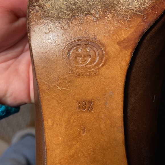 Vintage GUCCI peep toe leather kitten heels - Picture 6 of 9